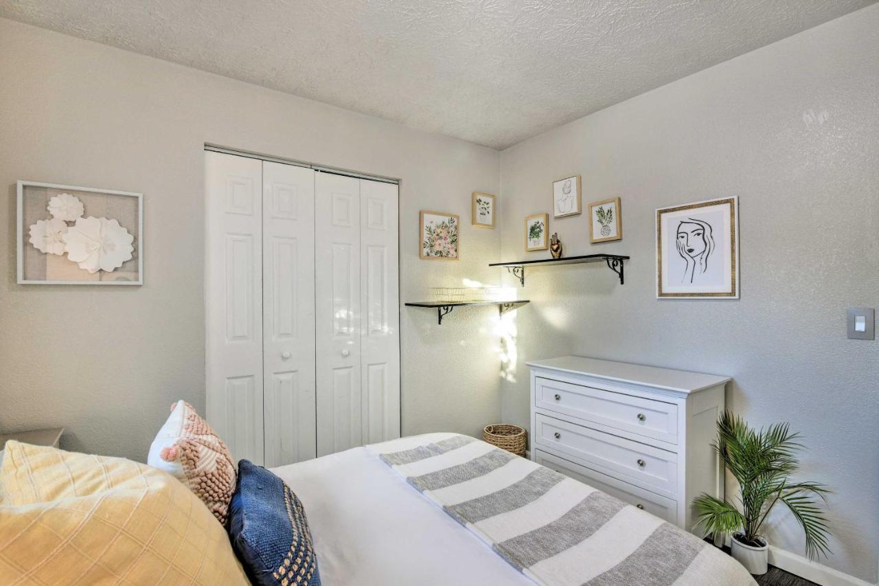 Updated Townhome Near Airport And Shopping! Anchorage Bagian luar foto