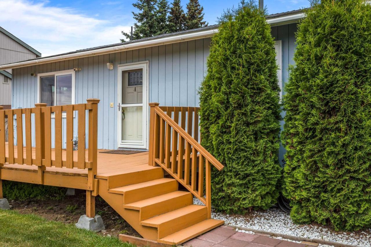 Updated Townhome Near Airport And Shopping! Anchorage Bagian luar foto